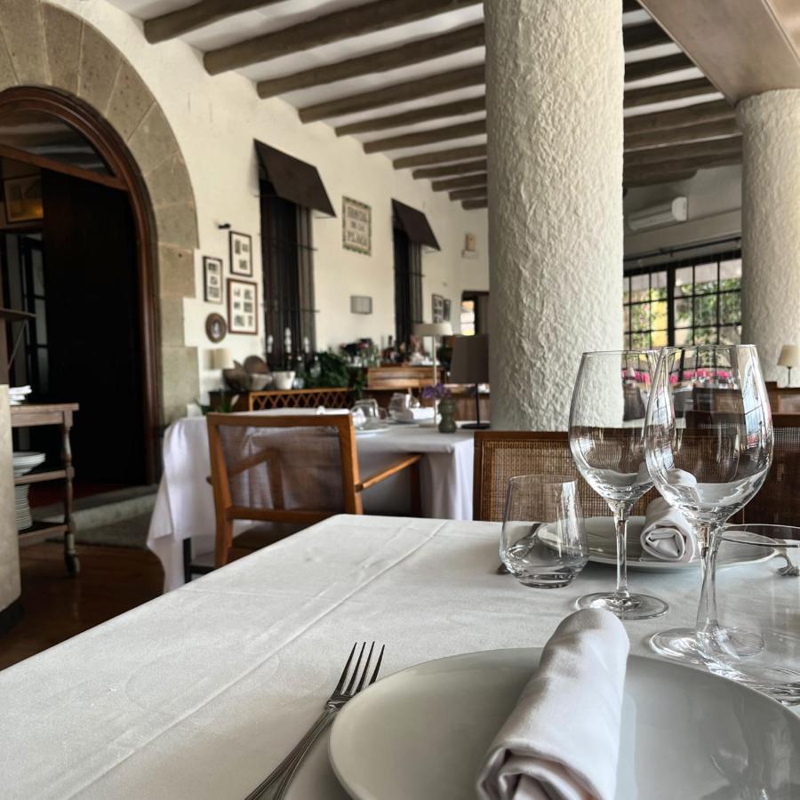 Hostal De La Placa - Hotel Boutique Cabrils Dış mekan fotoğraf