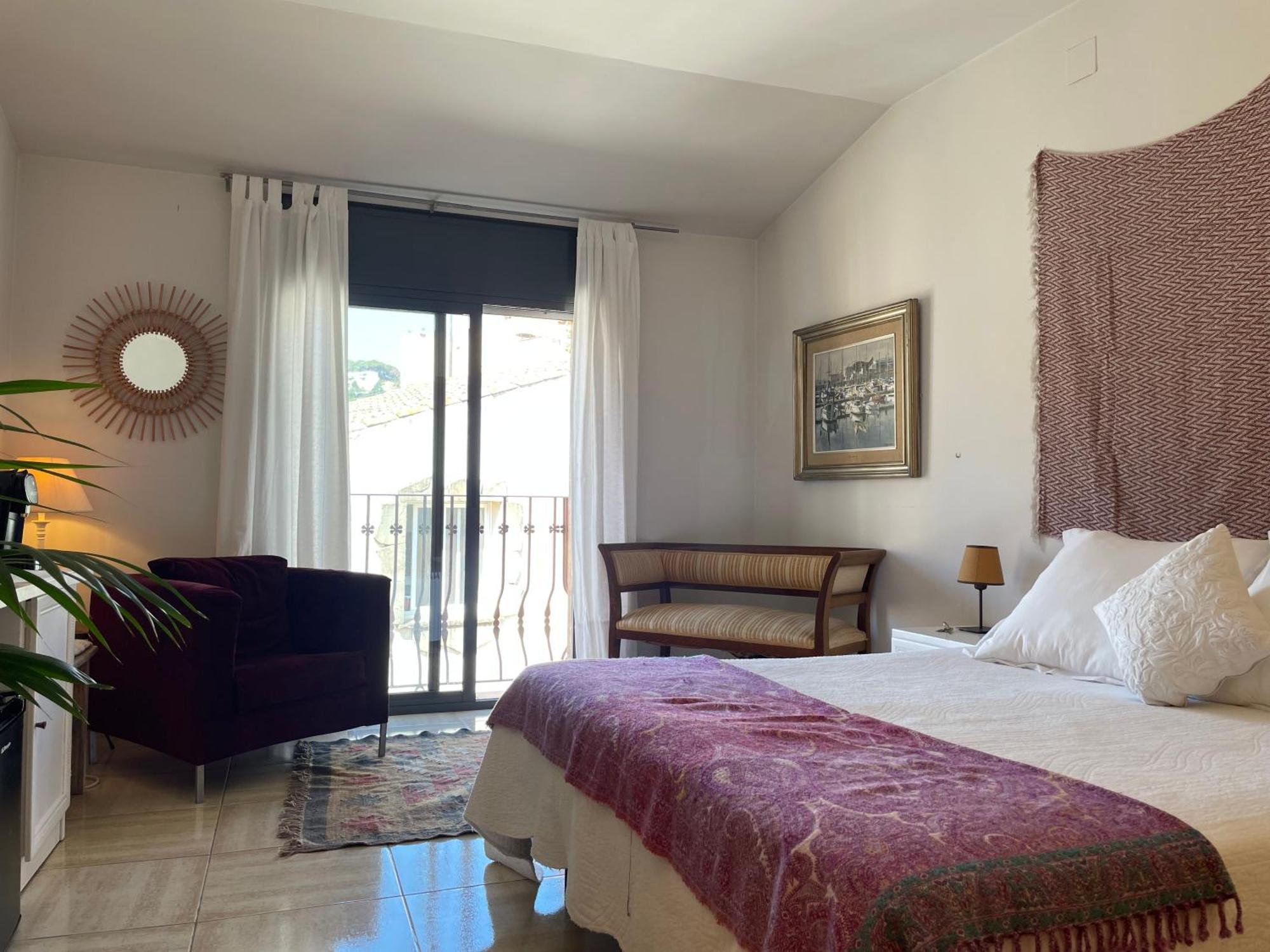 Hostal De La Placa - Hotel Boutique Cabrils Dış mekan fotoğraf