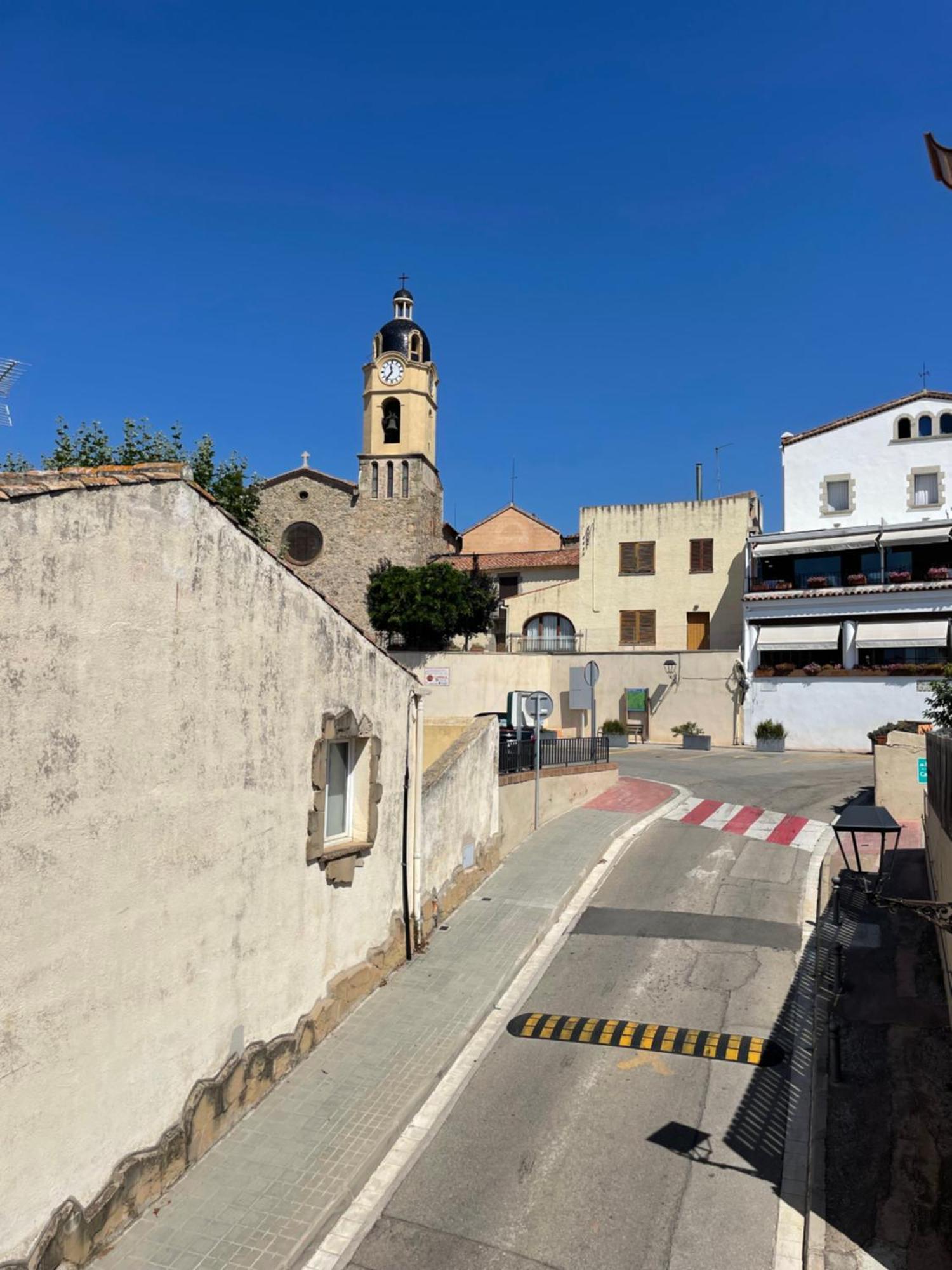 Hostal De La Placa - Hotel Boutique Cabrils Dış mekan fotoğraf